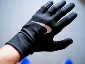 ナイキのランニング手袋