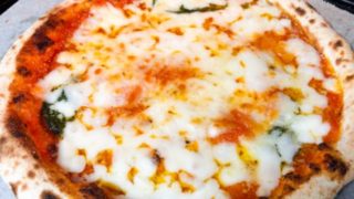 セブンイレブンの本格冷凍ピザ「金のマルゲリータ」がウマい！かなりお店の味に近い